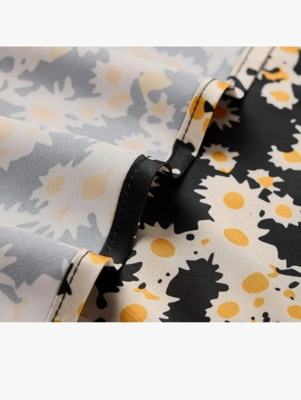 Floral Daisy Print Satin Midi Skirt - Size XL - Black & Yellow - Picture 5 of 9